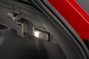 Po vzore väčších modelov Škoda nájdete v kufri vyberateľné LED svetlo.