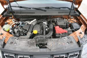Turbodiesel 1.5 dCi pri bežnom jazdení "žerie" do 5 l/100 km.